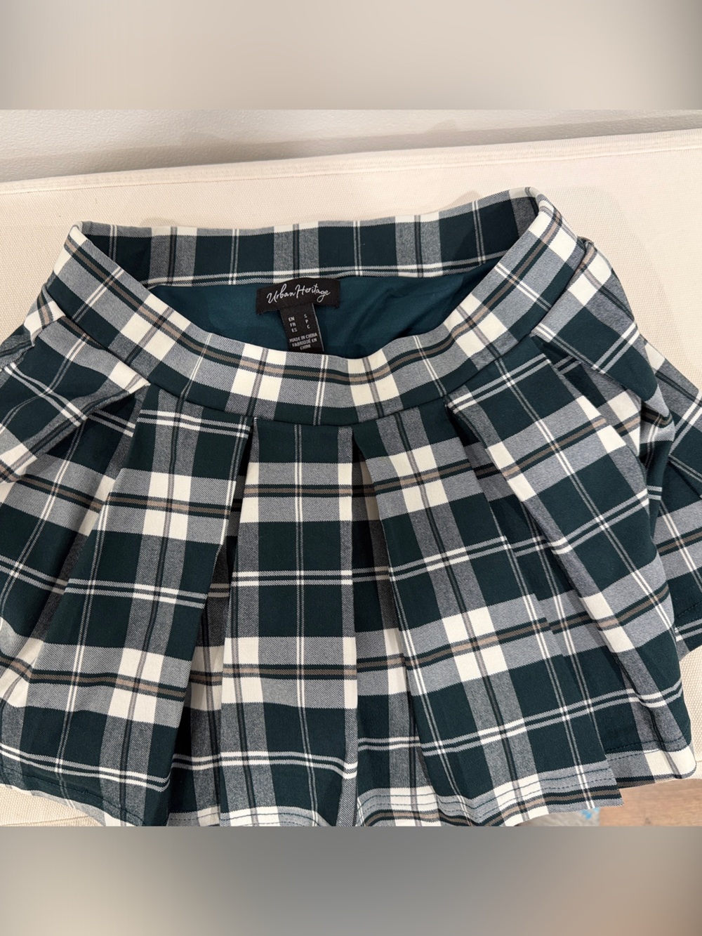 Urban Heritage Plaid Mini Skirt in Green and White